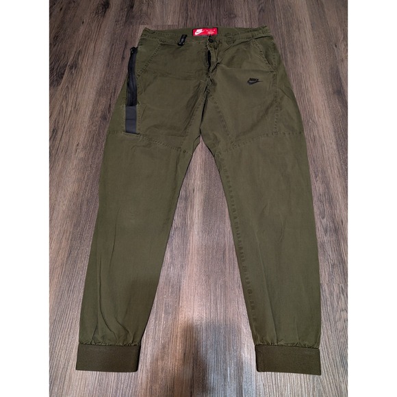 Nike Tech Pack Woven Cargo Pants Olive Green Utility Joggers Mens Size M - Picture 1 of 3